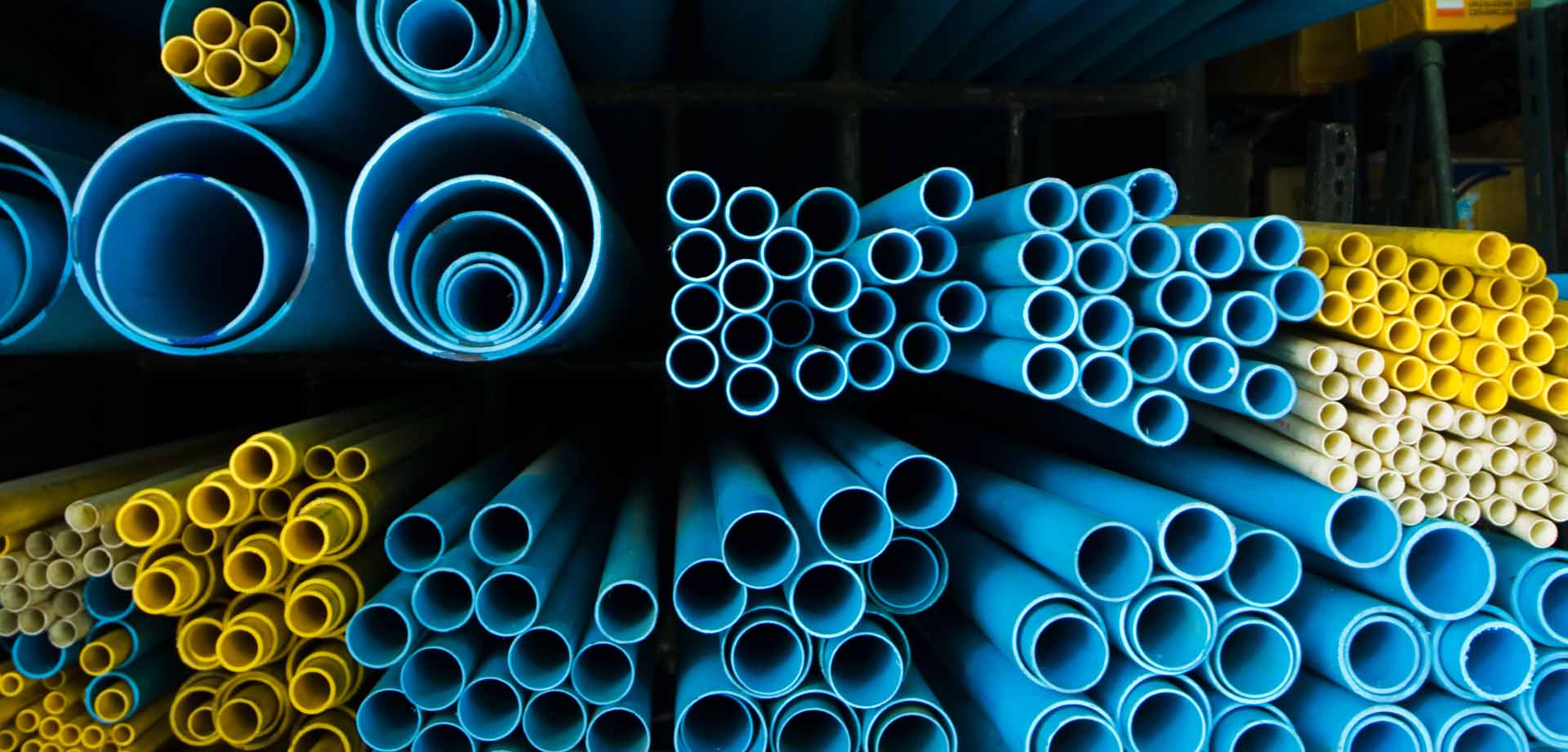 Variedade de Tubos e Conexões